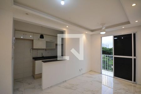 Sala de apartamento para alugar com 2 quartos, 45m² em Vicente de Carvalho, Rio de Janeiro