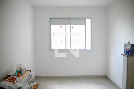 Sala de apartamento para alugar com 2 quartos, 32m² em Parque Fongaro, São Paulo