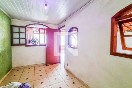 Suíte 1 de casa para alugar com 4 quartos, 250m² em Vila Cloris, Belo Horizonte