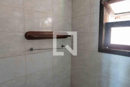 Banheiro de kitnet/studio para alugar com 1 quarto, 30m² em Maravista, Niterói