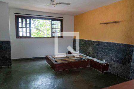 Sala de kitnet/studio para alugar com 1 quarto, 30m² em Maravista, Niterói