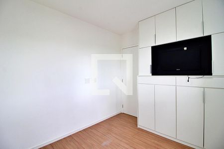 Quarto 2 de apartamento para alugar com 2 quartos, 44m² em Jardim Utinga, Santo André