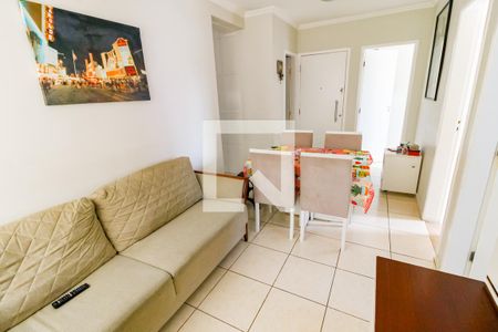 Sala de apartamento à venda com 3 quartos, 58m² em Parque Marabá, Taboão da Serra