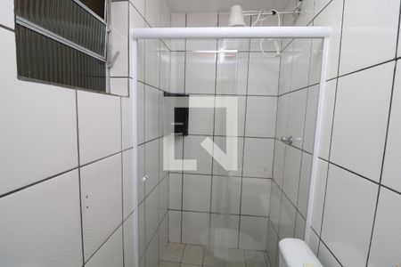 Banheiro de casa para alugar com 1 quarto, 30m² em Cidade Satélite Santa Bárbara, São Paulo