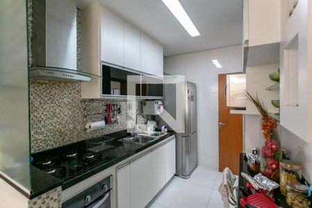 Cozinha de apartamento para alugar com 2 quartos, 100m² em Serrano, Belo Horizonte