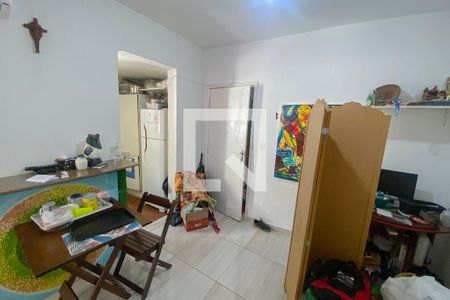 Sala de apartamento para alugar com 1 quarto, 33m² em Jardim Apipema, Salvador