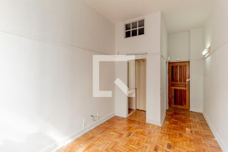 Sala/Quarto de kitnet/studio para alugar com 1 quarto, 30m² em Centro, Rio de Janeiro