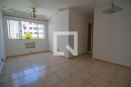 Sala de apartamento para alugar com 3 quartos, 78m² em Pechincha, Rio de Janeiro