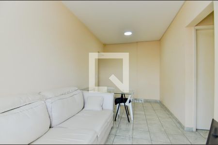 Sala de apartamento para alugar com 2 quartos, 55m² em Jardim Zaira, Guarulhos