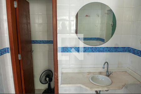 banheiro e sauna de casa para alugar com 4 quartos, 922m² em Pechincha, Rio de Janeiro