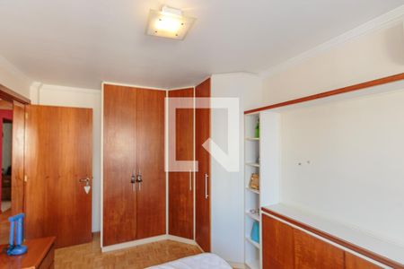 Quarto 2 de apartamento para alugar com 2 quartos, 75m² em Petrópolis, Porto Alegre