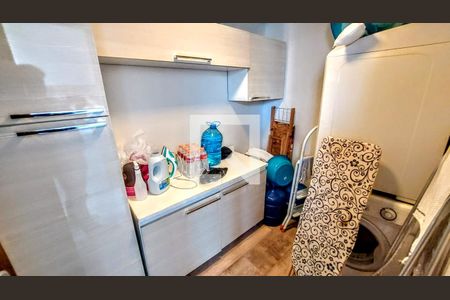 Quarto de Serviço de apartamento para alugar com 2 quartos, 77m² em Lourdes, Belo Horizonte