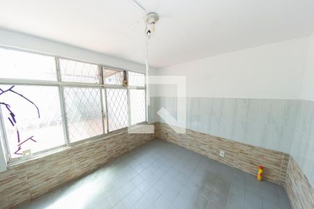 Sala de casa à venda com 4 quartos, 230m² em Irajá, Rio de Janeiro