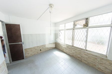 Sala de casa à venda com 4 quartos, 230m² em Irajá, Rio de Janeiro