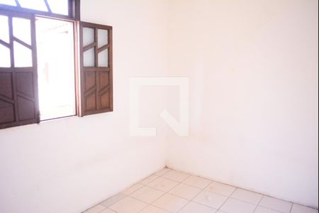 Quarto 1 de apartamento para alugar com 2 quartos, 40m² em Itapuã, Salvador