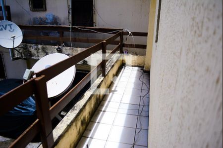 Sala com varanda  de apartamento para alugar com 2 quartos, 40m² em Itapuã, Salvador