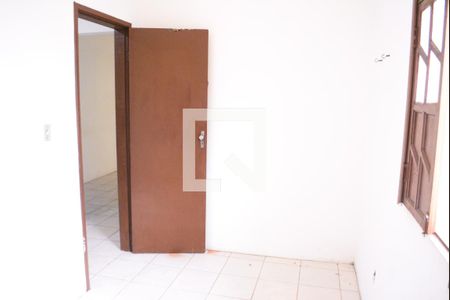 Quarto 1 de apartamento para alugar com 2 quartos, 40m² em Itapuã, Salvador