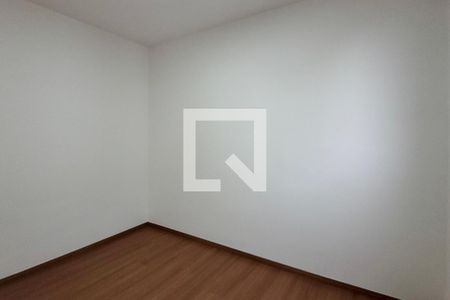 Quarto 1 de apartamento à venda com 2 quartos, 48m² em Parque Maracanã, Contagem