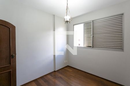 Quarto 1 de apartamento para alugar com 3 quartos, 140m² em Savassi, Belo Horizonte