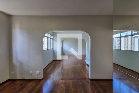 Sala de apartamento para alugar com 3 quartos, 140m² em Savassi, Belo Horizonte