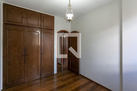 Quarto 1 de apartamento para alugar com 3 quartos, 140m² em Savassi, Belo Horizonte