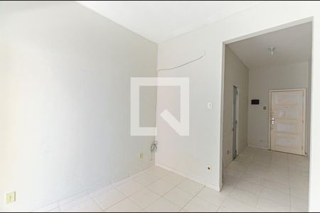 Sala de kitnet/studio à venda com 1 quarto, 40m² em Centro, Niterói