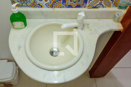 Lavabo de casa de condomínio à venda com 3 quartos, 75m² em Aberta dos Morros, Porto Alegre