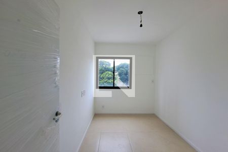 Quarto 1 de apartamento para alugar com 3 quartos, 66m² em Del Castilho, Rio de Janeiro