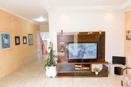 Sala de casa à venda com 5 quartos, 410m² em Casa Grande, Diadema