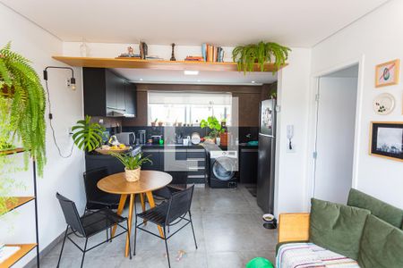 Sala/Cozinha/Área de Serviço de apartamento para alugar com 1 quarto, 36m² em Floresta, Belo Horizonte