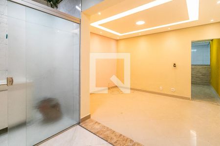 Sala de casa de condomínio à venda com 2 quartos, 90m² em Santa Monica, Belo Horizonte