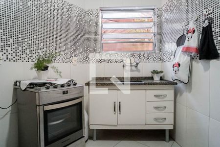 Cozinha de casa para alugar com 3 quartos, 98m² em Vila Euthalia, São Paulo