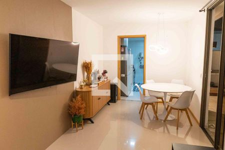 Sala de apartamento para alugar com 2 quartos, 134m² em Santa Rosa, Niterói