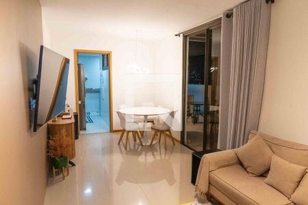 Sala de apartamento para alugar com 2 quartos, 134m² em Santa Rosa, Niterói