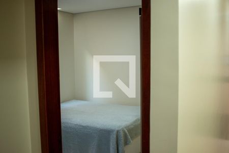 quarto 2 de casa à venda com 4 quartos, 250m² em Jardim Laguna, Contagem