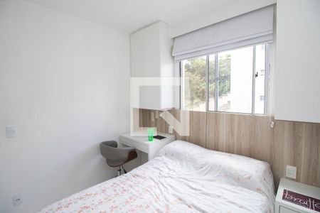 Quarto 1 de apartamento para alugar com 2 quartos, 45m² em Bom Retiro, Betim