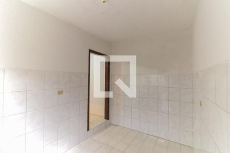 Cozinha de casa para alugar com 1 quarto, 20m² em Jardim Miriam, São Paulo