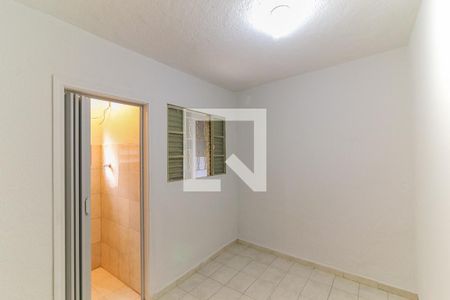 Sala/Quarto de casa para alugar com 1 quarto, 20m² em Jardim Miriam, São Paulo