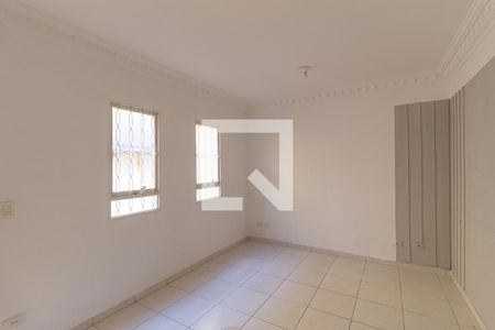 Sala de casa de condomínio à venda com 2 quartos, 115m² em Quitaúna, Osasco