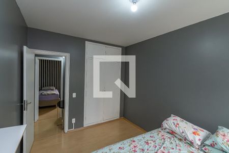 Quarto 1 de apartamento para alugar com 2 quartos, 82m² em Cambuí, Campinas