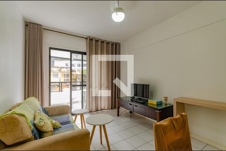 Sala de apartamento para alugar com 1 quarto, 50m² em Barra, Salvador