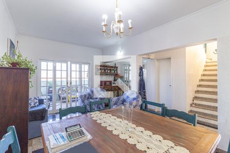 Sala de casa para alugar com 4 quartos, 250m² em Vila Osasco, Osasco