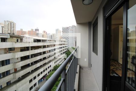 Varanda da suíte  de kitnet/studio para alugar com 1 quarto, 23m² em Perdizes, São Paulo