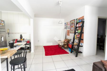 Sala de apartamento para alugar com 2 quartos, 75m² em Vila Ipiranga, Porto Alegre