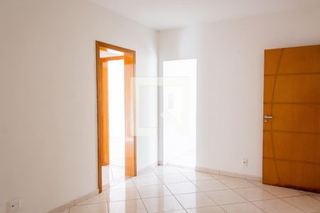 Sala de apartamento à venda com 2 quartos, 98m² em Arvoredo Ii, Contagem