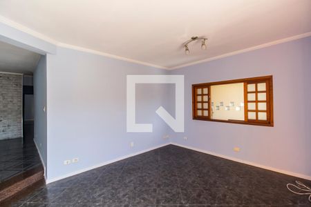 Sala de TV de casa à venda com 3 quartos, 251m² em Nova Aldeinha, Barueri