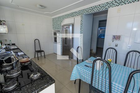 Cozinha de casa para alugar com 3 quartos, 125m² em Etelvina Carneiro, Belo Horizonte