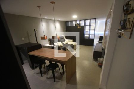 Sala de kitnet/studio para alugar com 1 quarto, 38m² em Itaipu, Niterói