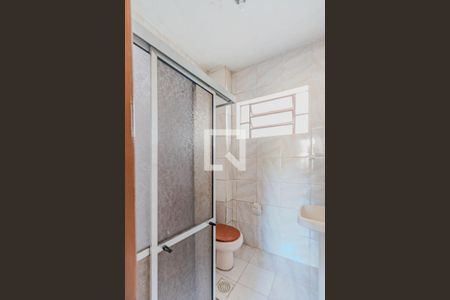 Banheiro de apartamento à venda com 1 quarto, 55m² em Partenon, Porto Alegre