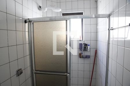 Banheiro de apartamento para alugar com 1 quarto, 62m² em Aviação, Praia Grande